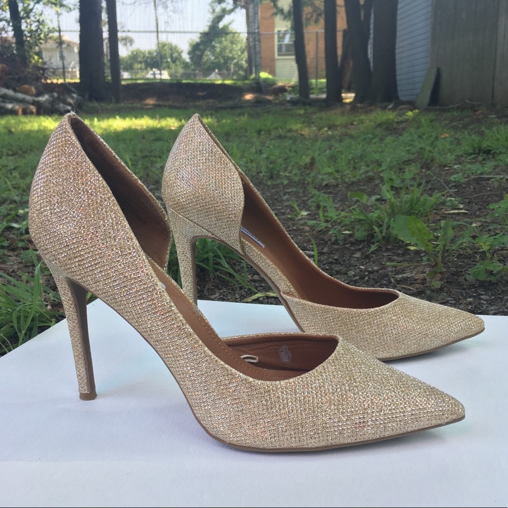 Steve Madden Gold Shimmer Shoes
